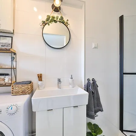 Cozy With View Apartment Split